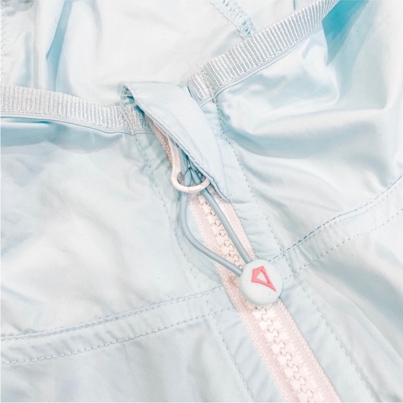 🦄 Lululemon IVIVVA kids wind & rain resistant lightweight Zip-Up Hooded jacket 🦄 - Picture 6 of 10